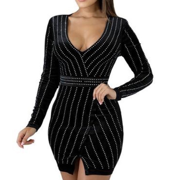 Ya Ya & Co. Velvet Long Sleeves Mini dress - Picture 3 of 11